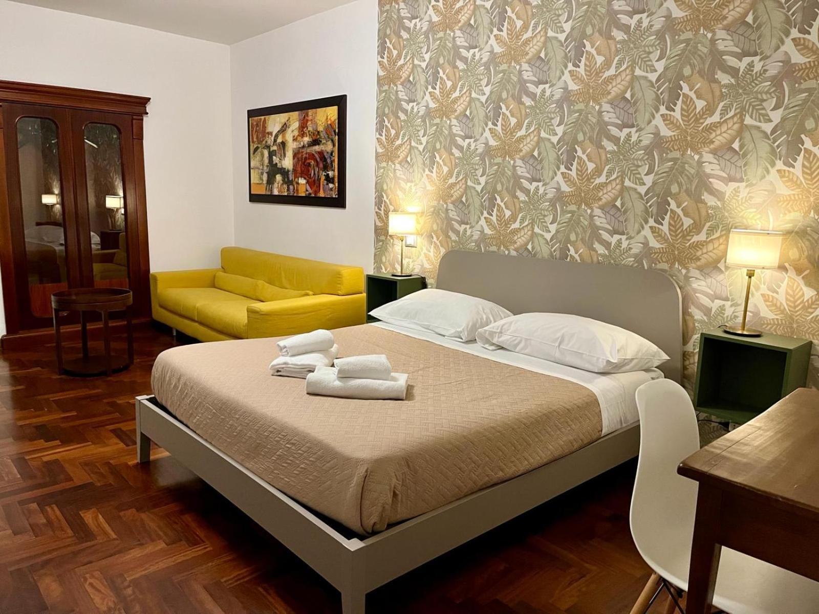 Bed and Breakfast Palazzo Rota Superior Neapel Exterior foto